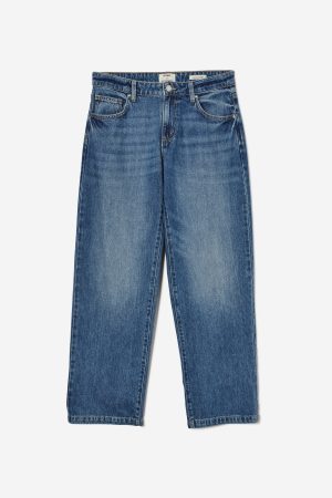 Low Rise Straight Jean