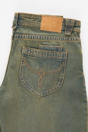 Low Rise Straight Jean