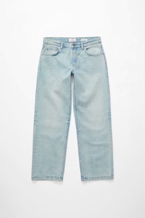 Low Rise Straight Jean