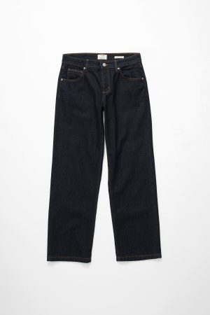 Low Rise Straight Jean