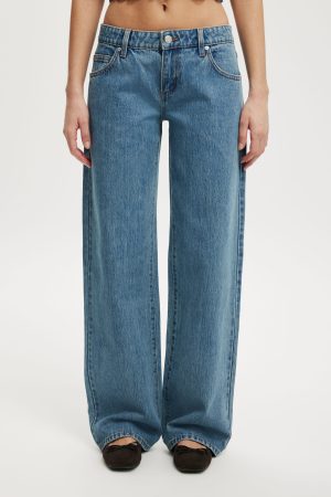 Low Rise Straight Jean