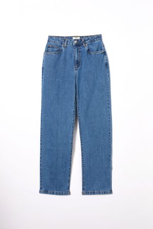 Curvy Stretch Straight Jean
