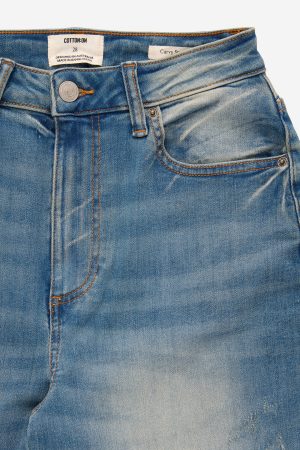 Curvy Stretch Straight Jean