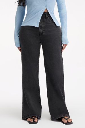 Curvy Stretch Wide Jean
