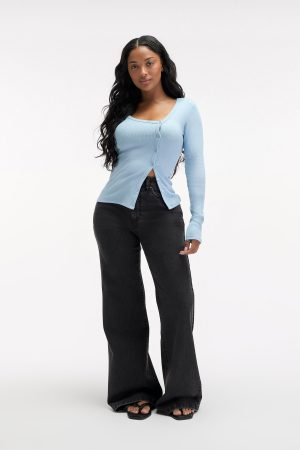 Curvy Stretch Wide Jean