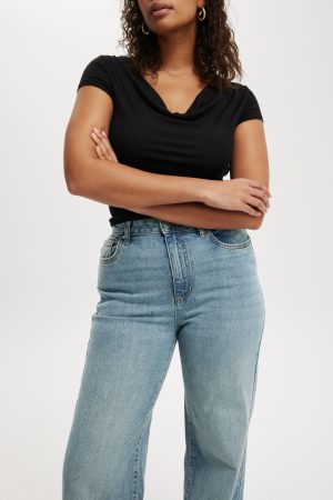 Curvy Stretch Wide Jean