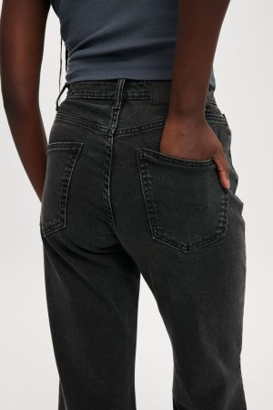 Curvy Stretch Bootcut Jean