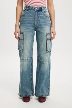Curvy Cargo Wide Jean