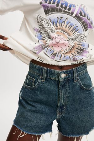 The Boxy Graphic Tee