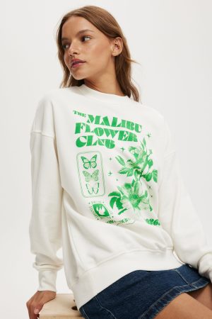 Classic Graphic Crew Sweatshirt