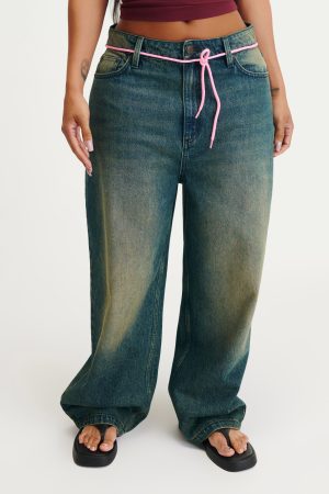 Curvy Boyfriend Super Baggy Jean