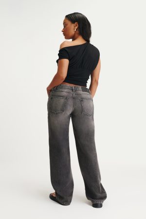 Curvy Low Rise Straight Jean