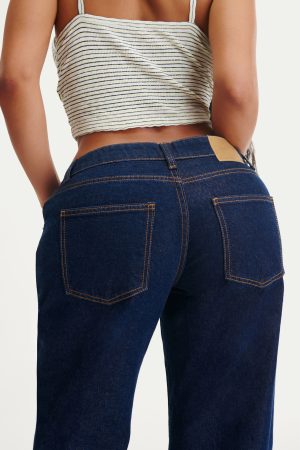 Curvy Low Rise Straight Jean