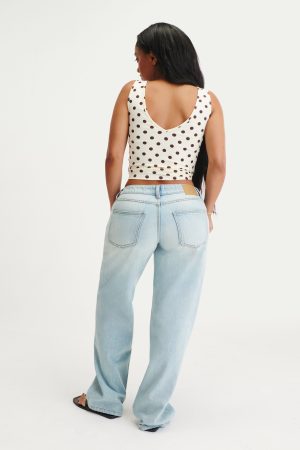 Curvy Low Rise Straight Jean