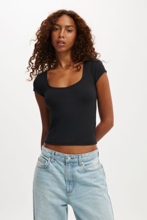 Hold Me Short Sleeve