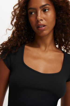 Hold Me Short Sleeve