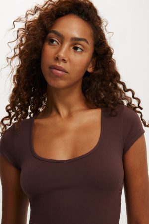 Hold Me Short Sleeve