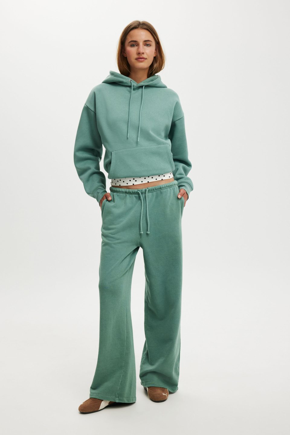 Wide Leg Sweatpant
