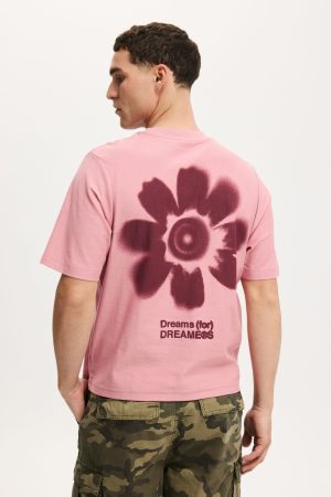 Cropped Fit Graphic T-Shirt