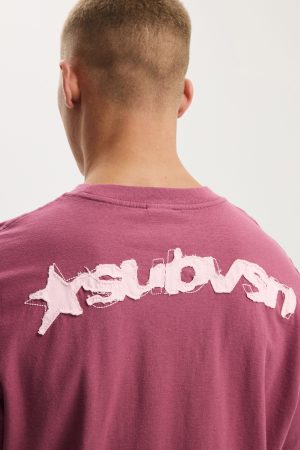 Cropped Fit Graphic T-Shirt