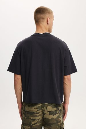 Cropped Fit Graphic T-Shirt