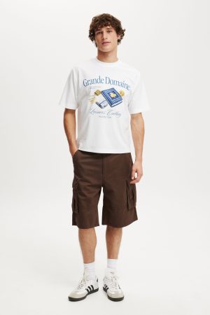 Cropped Fit Graphic T-Shirt