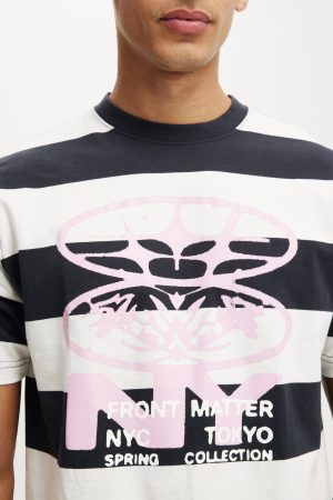 Cropped Fit Graphic T-Shirt