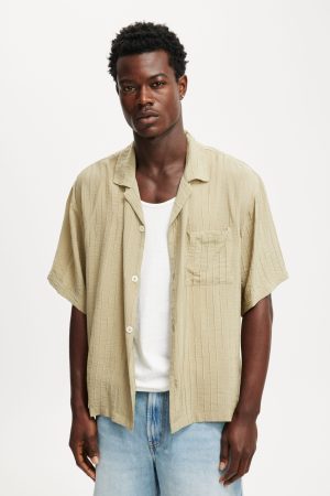 Box Fit Short Sleeve Shirt