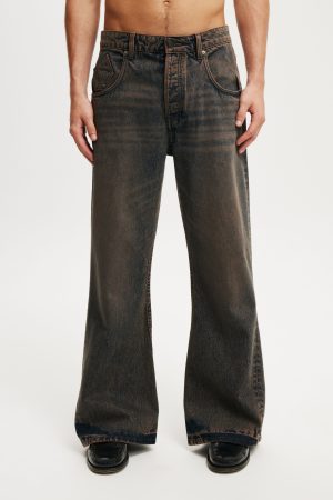 Baggy Bootcut Jean