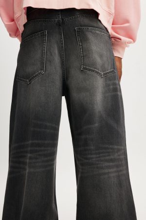 Super Baggy Balloon Jean