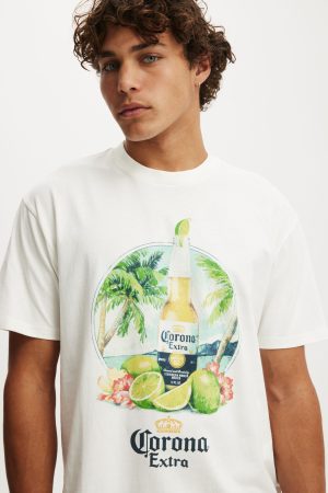 Loose Fit License T-Shirt