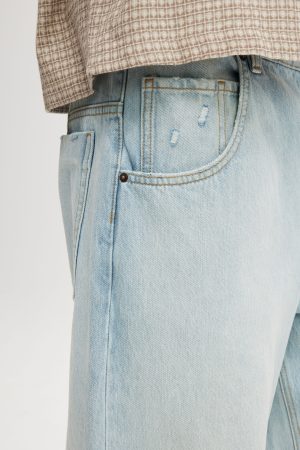 Super Baggy Engineered Jean