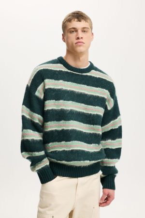 Box Fit Fuzzy Crew Knit