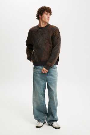 Box Fit Fuzzy Crew Knit