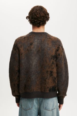 Box Fit Fuzzy Crew Knit