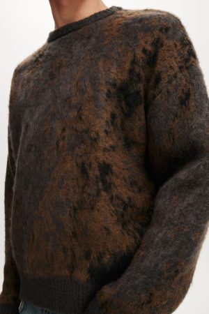 Box Fit Fuzzy Crew Knit