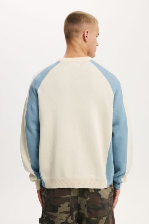 Sports Core Crew Knit