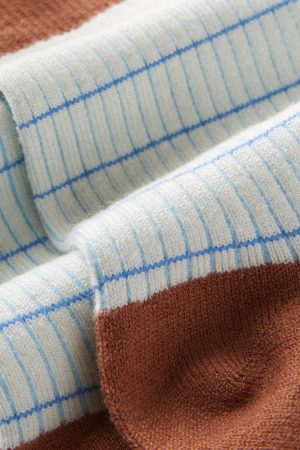 Grid Pattern Crew Sock