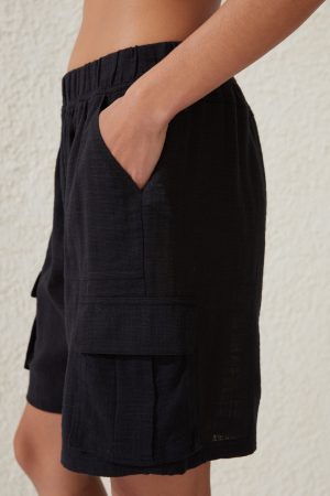 Utility Longline Beach Short