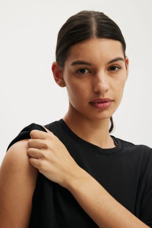 Active Lightweight Tshirt