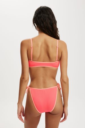 Super Scoop Bikini Top