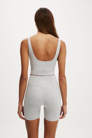 Ultra Soft Scoop Tank