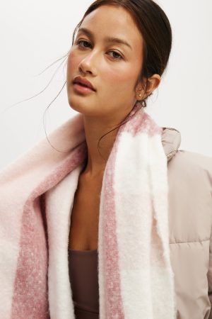 Body Chunky Knit Scarf