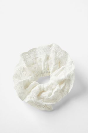 Suri Super Scrunchie