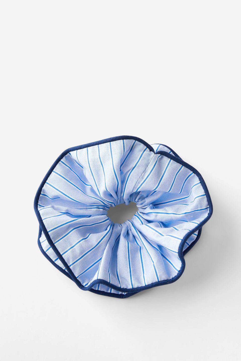 Suri Super Scrunchie