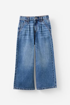 Pleat Front Relaxed Denim Jean