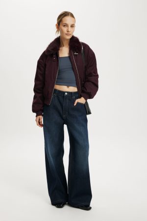 Astro Collared Bomber