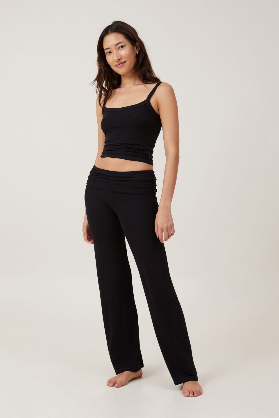 Airy Soft Roll Waist Pant