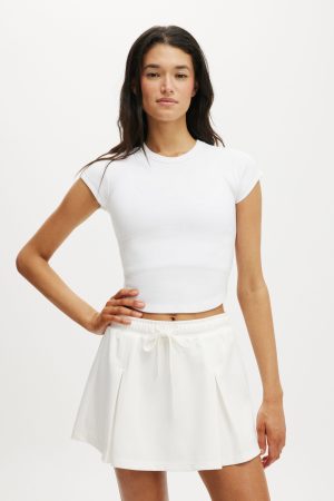 Active Curved Hem Baby Tee