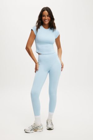 Active Curved Hem Baby Tee